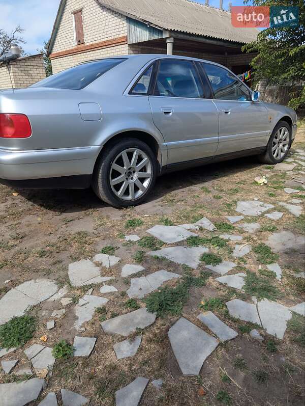 Седан Audi A8 1997 в Харкові