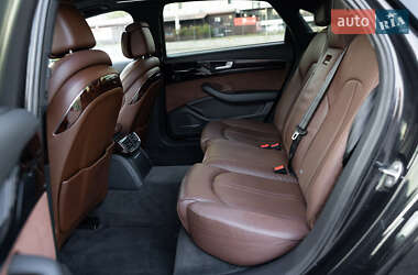 Седан Audi A8 2015 в 