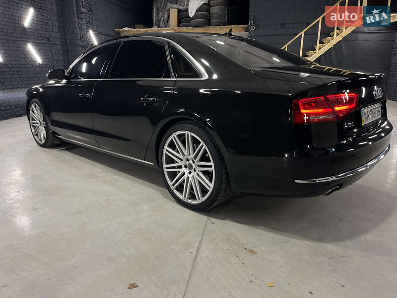 Седан Audi A8 2011 в Києві