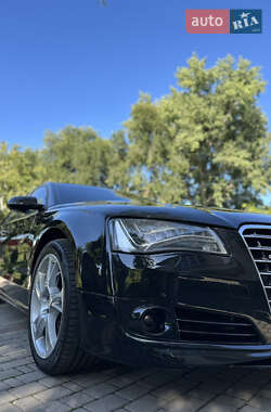 Седан Audi A8 2010 в 