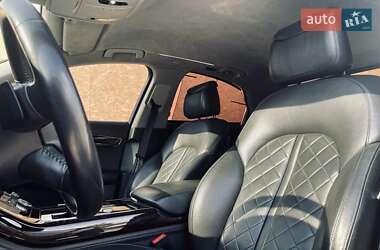 Седан Audi A8 2011 в 