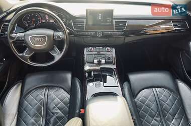 Седан Audi A8 2011 в 