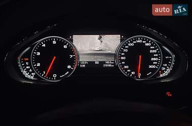 Седан Audi A8 2011 в 