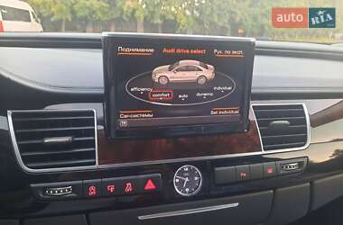 Седан Audi A8 2017 в 