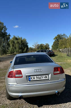 Седан Audi A8 2005 в 