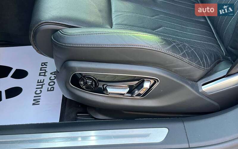 Седан Audi A8 2019 в Івано-Франківську