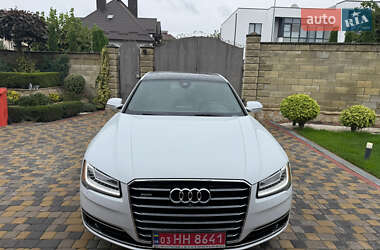 Седан Audi A8 2016 в 