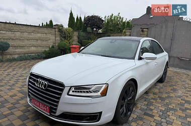 Седан Audi A8 2016 в 