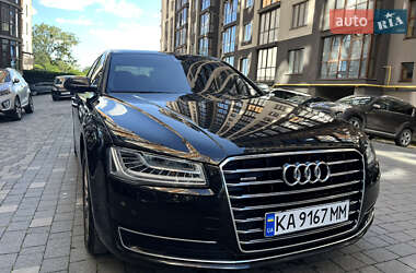 Седан Audi A8 2017 в 