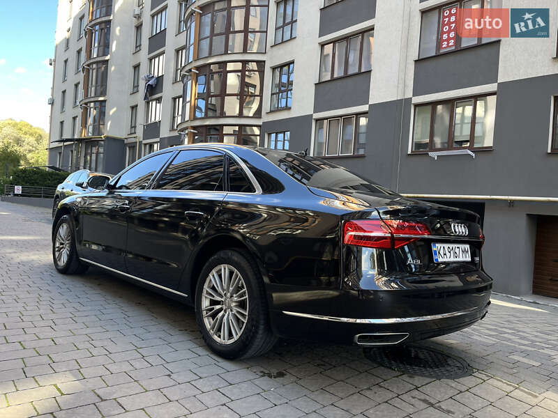 Седан Audi A8 2017 в Вінниці
