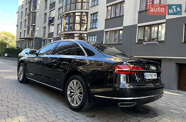 Седан Audi A8 2017 в 