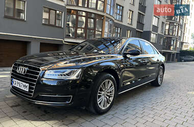 Седан Audi A8 2017 в 