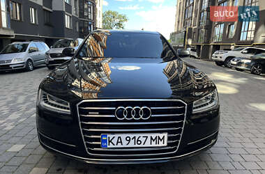 Седан Audi A8 2017 в 