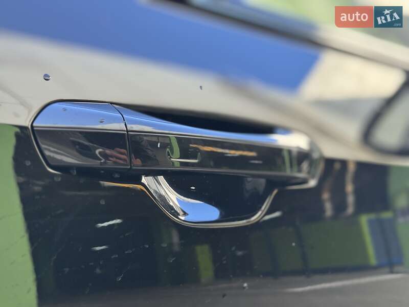 Седан Audi A8 2021 в Києві