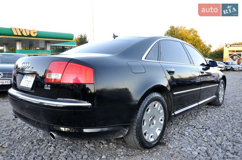 Седан Audi A8 2007 в Львове