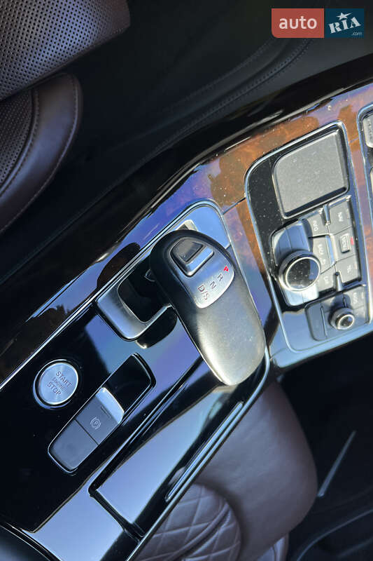 Седан Audi A8 2015 в Львове фото 15 Седан Audi A8 2015 в Львове
