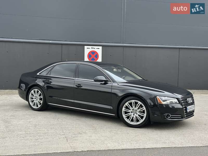 Седан Audi A8 2013 в 