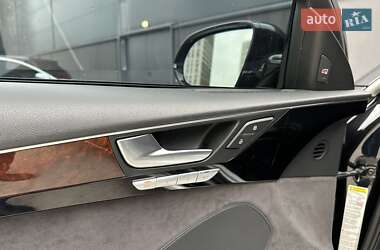 Седан Audi A8 2013 в 