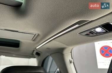 Седан Audi A8 2013 в 