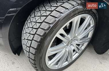 Седан Audi A8 2013 в 