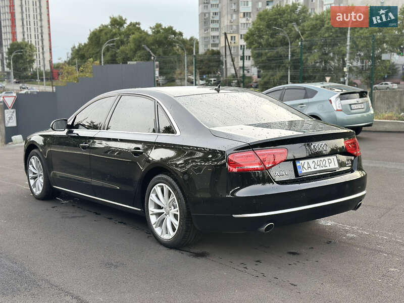 Седан Audi A8 2011 в Киеве