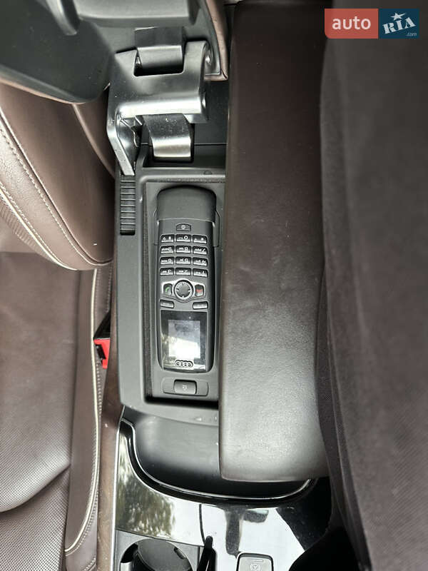 Седан Audi A8 2011 в Киеве