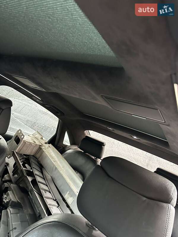 Седан Audi A8 2012 в Киеве