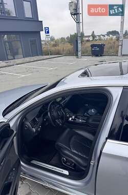 Седан Audi A8 2016 в 