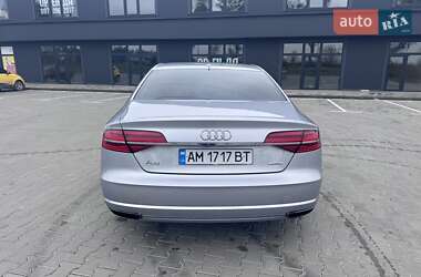 Седан Audi A8 2016 в 