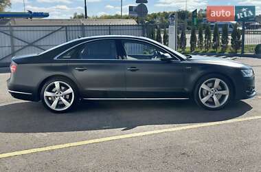 Седан Audi A8 2015 в 