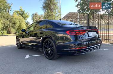 Седан Audi A8 2023 в 