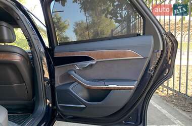Седан Audi A8 2023 в 