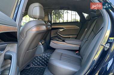 Седан Audi A8 2023 в 