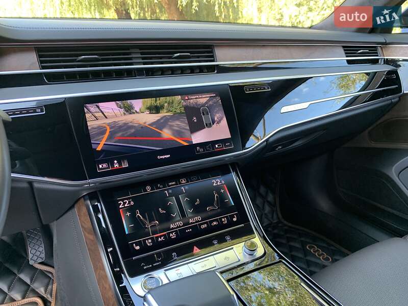 Седан Audi A8 2023 в Кривом Роге