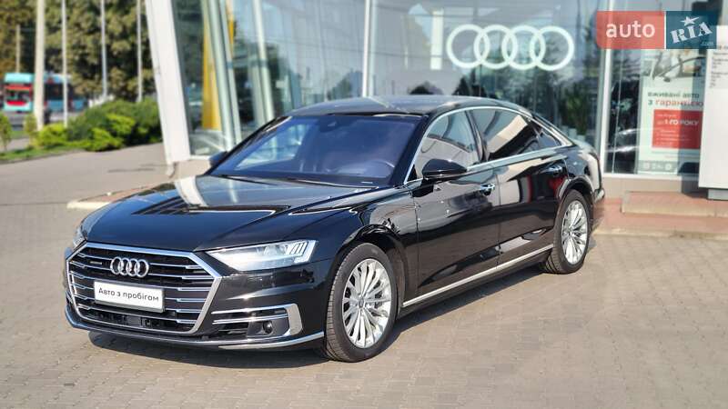Седан Audi A8 2018 в Хмельницькому