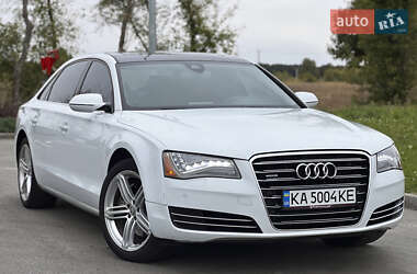 Седан Audi A8 2012 в Києві