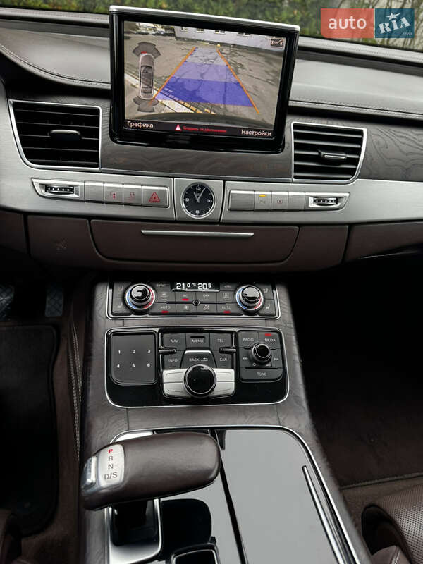 Седан Audi A8 2011 в Києві