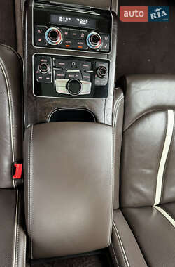 Седан Audi A8 2011 в 