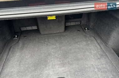 Седан Audi A8 2011 в 
