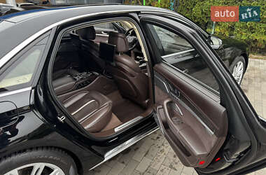 Седан Audi A8 2011 в 
