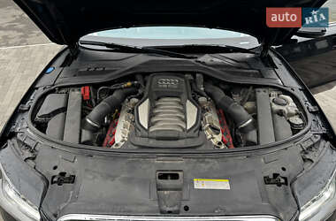 Седан Audi A8 2011 в 