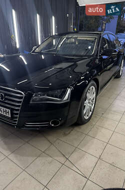 Седан Audi A8 2011 в 