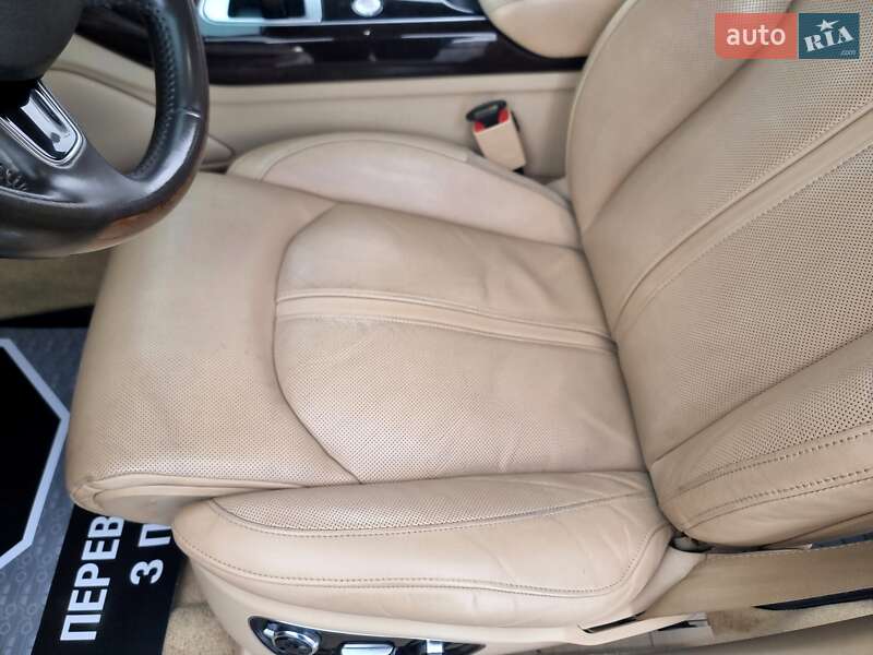 Седан Audi A8 2014 в Києві