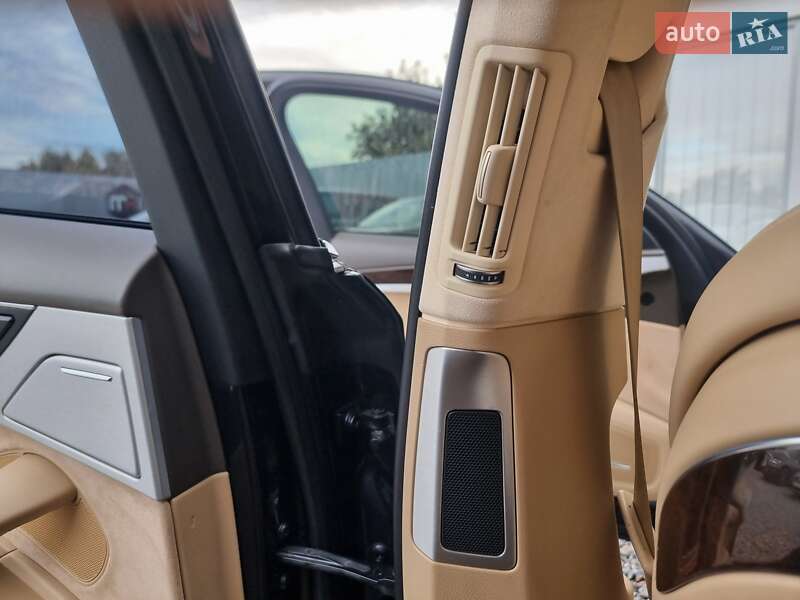 Седан Audi A8 2014 в Києві