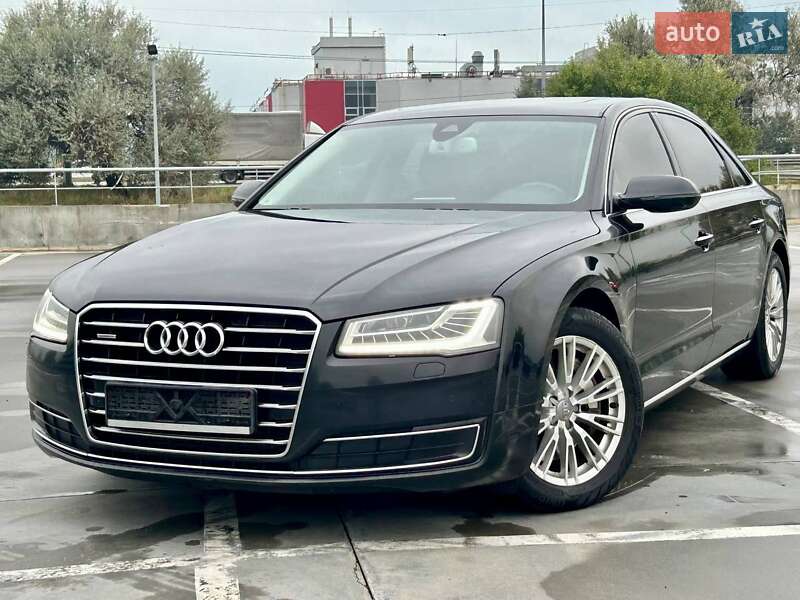 Седан Audi A8 2014 в 