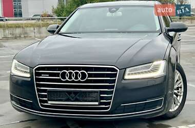 Седан Audi A8 2014 в 