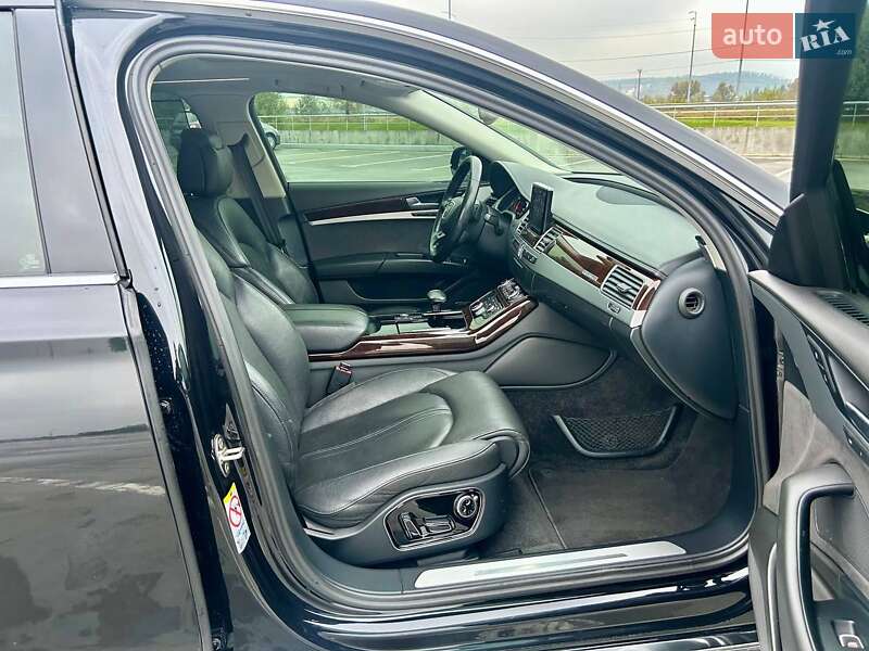 Седан Audi A8 2014 в Киеве