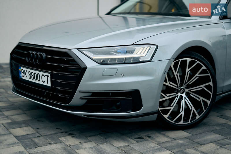 Седан Audi A8 2019 в Ровно