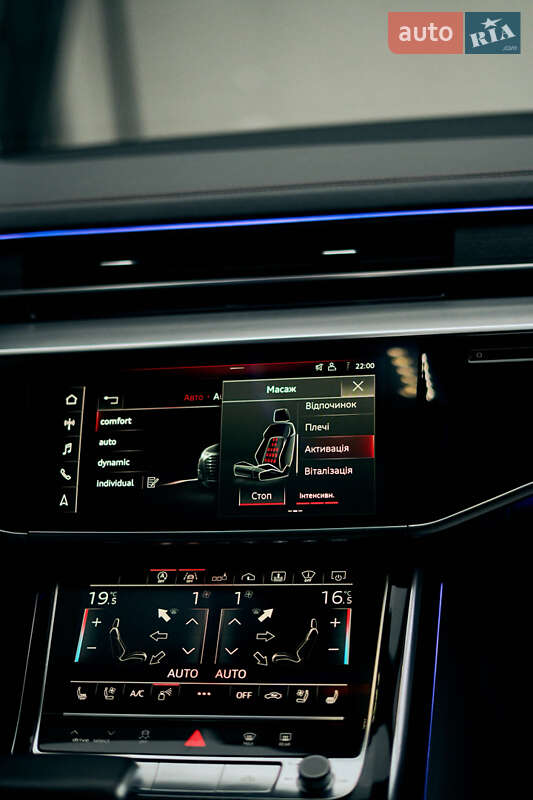 Седан Audi A8 2019 в Ровно