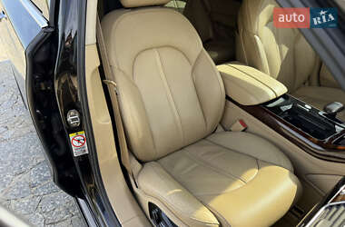 Седан Audi A8 2013 в 